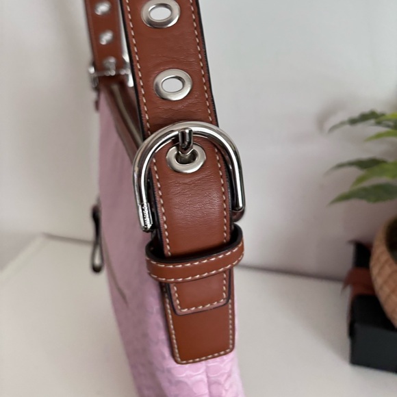 Coach Jacquard pink suede and canvas signature hobo - Picture 5 of 8